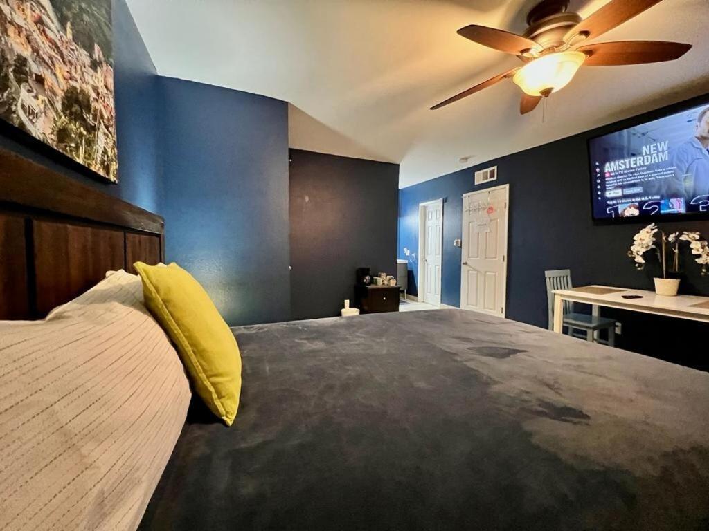 Apartment Large Master Unit Private Entrance *